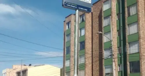 PARADERO SITP BARRIO BRITALIA  075A02